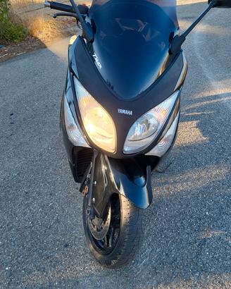 scooter tmax