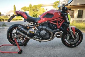 Ducati Monster 821