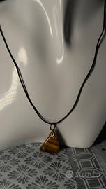 Collana con ciondolo di occhio di tigre