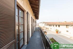 APPARTAMENTO IN VILLA CON BOX DOPPIO