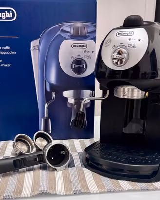 Macchina Caffè Espresso DeLonghi EC 201.CD.B 