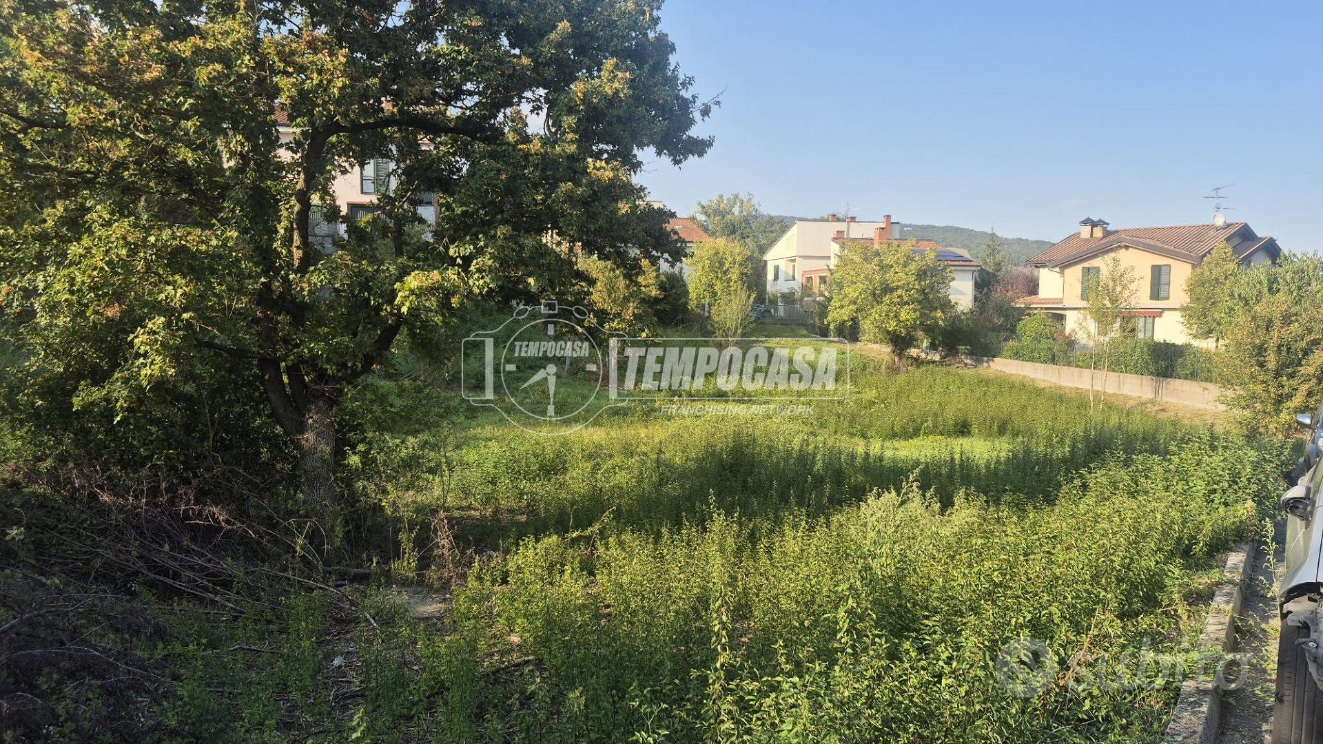 TERRENO EDIFICABILE DI 1500 MQ A CORVELLA - ALTO R - Vista 5