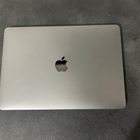 Macbook pro 2017 touchbar, 13,3 pollici.