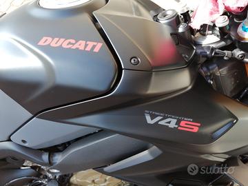 Ducati Streetfighter V4 - 2023