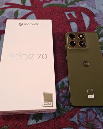 Motorola Edge 70 11 cicli di ricarica (per altro)