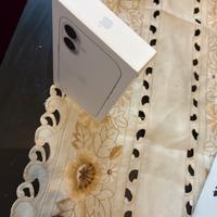 iPhone 17, 256 GB bianco nuovo sigillato