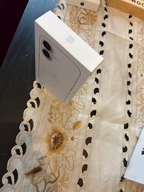 iPhone 17, 256 GB bianco nuovo sigillato