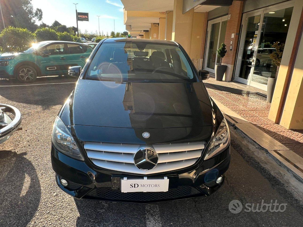 Mercedes-Benz B180 2013 photo 2