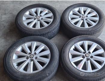 Pneumatici PIRELLI e cerchi in lega SEAT