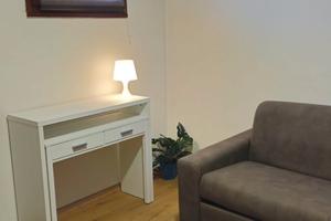 Grazioso Loft Indipendente con Giardino a Pula