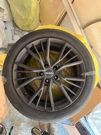 4 Cerchi Mak 18” neri + pneumatici estivi 215/50