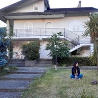 Appartamento in villa con giardino e garage