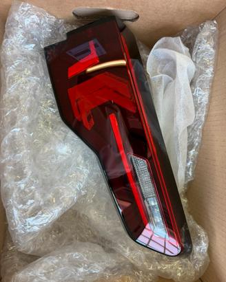 🚗 Faro posteriore sinistro BMW X2 2024 – NUOVO