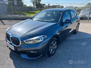 Bmw 118 118d 5p. Business Advantage