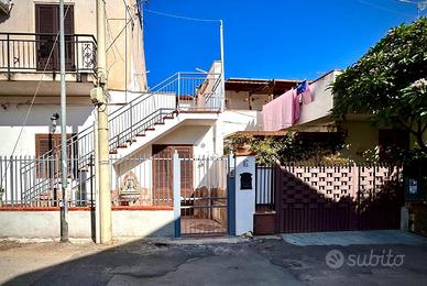 CASA INDIPENDENTE A PALERMO