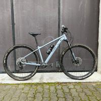 Mountenbike Cube  Attention Pro 29'' 12v taglia m