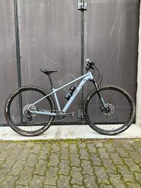 Mountenbike Cube  reacrion Pro 29'' 12v taglia m