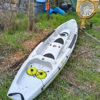 Kayak BORNEO TAHE rigido 2 posti + 1 verde