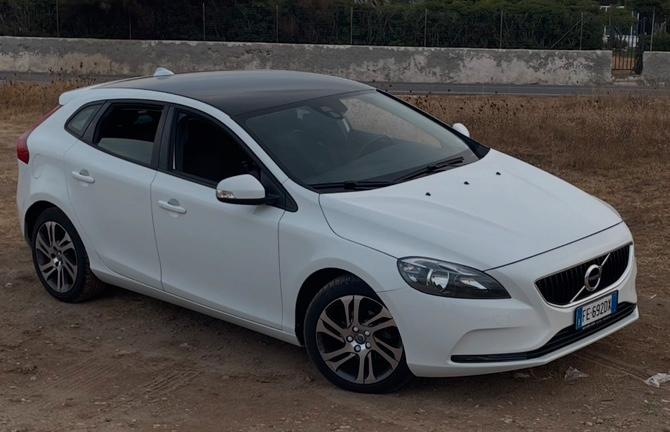 Volvo v40 2000 120cv manuale