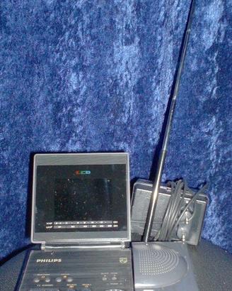 LCD Pocket color TV Philips 3LCD 2050 con difetto