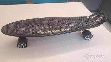 Skateboard nero