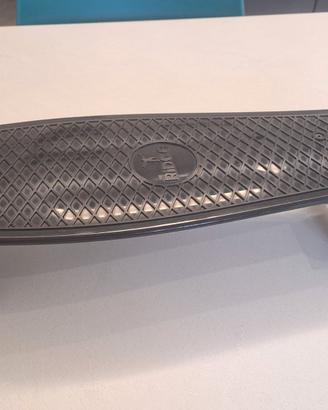 Skateboard nero