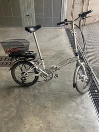 Bici pieghevole elettrica a pedalata assistita