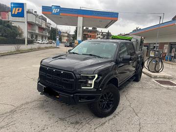 Ford F 150 RAPTOR no ranger