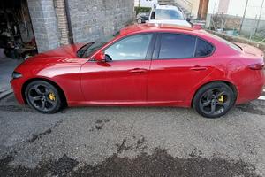 Alfa Romeo Giulia 2.0 Turbo Benzina 200 CV AT8 Exe