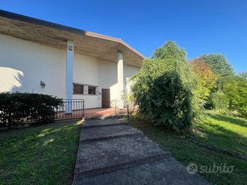 VILLA SINGOLA A FARA GERA D'ADDA