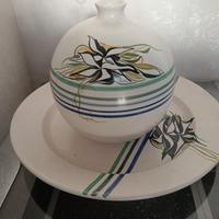 Vaso e piatto in ceramica