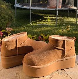 UGG MINI Botticino 39 Nuove Originali Unisex