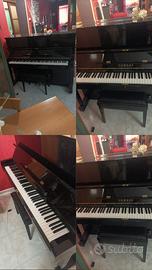 Pianoforte verticale Yamaha