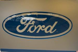 Insegna luminosa ufficiale Ford