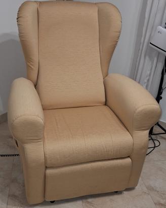 poltrona elettrica reclinabile