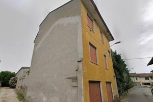 Immobile in asta di 57 m² con box auto a Tromello