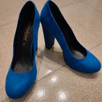 Décolleté con tacco alto