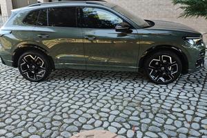 VW Tiguan 1.5 eTSI DSG R-Line Plus