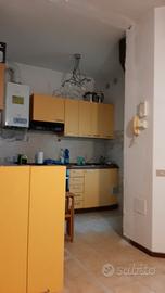 cucina completa di elettrodomestici  frigo-gas-cap