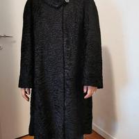 Pelliccia in agnellino di Persia nero