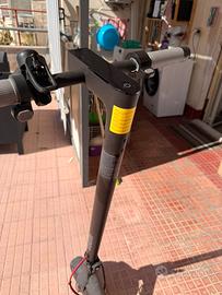 Monopattino elettrico XIAOMI