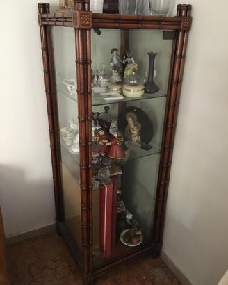 Vetrina in legno