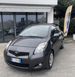Toyota Yaris 1.0 5 porte