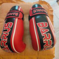 Equipaggiamento per kickboxing