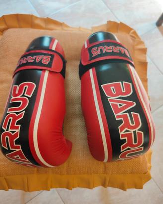 Equipaggiamento per kickboxing