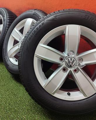 Cerchi VW T-Roc Gomme 2023 NEW Invernali 205 60 16