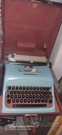 Macchina da scrivere Olivetti anni 50