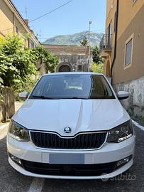 Skoda Fabia 1.4 tdi 75 cv Design (Autocarro N1)