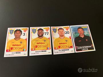 N. 4 figurine di calciatori e allenatore del Lecce