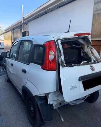 Fiat Panda Hybrid Incidentata